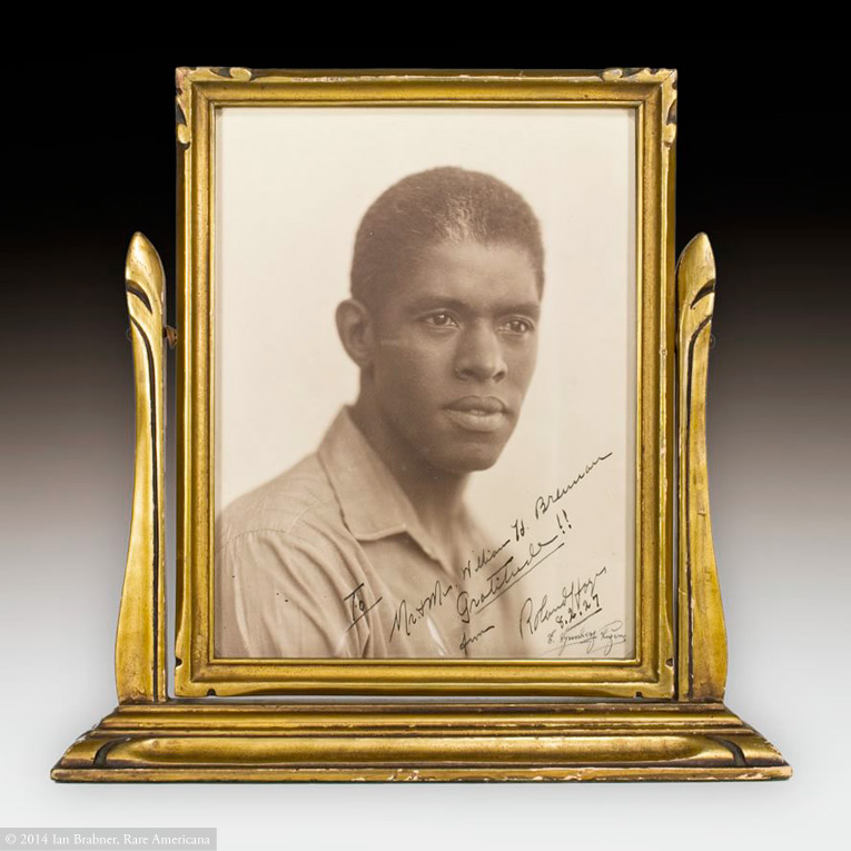 In the Frame, Collecting Old Photographs in Context